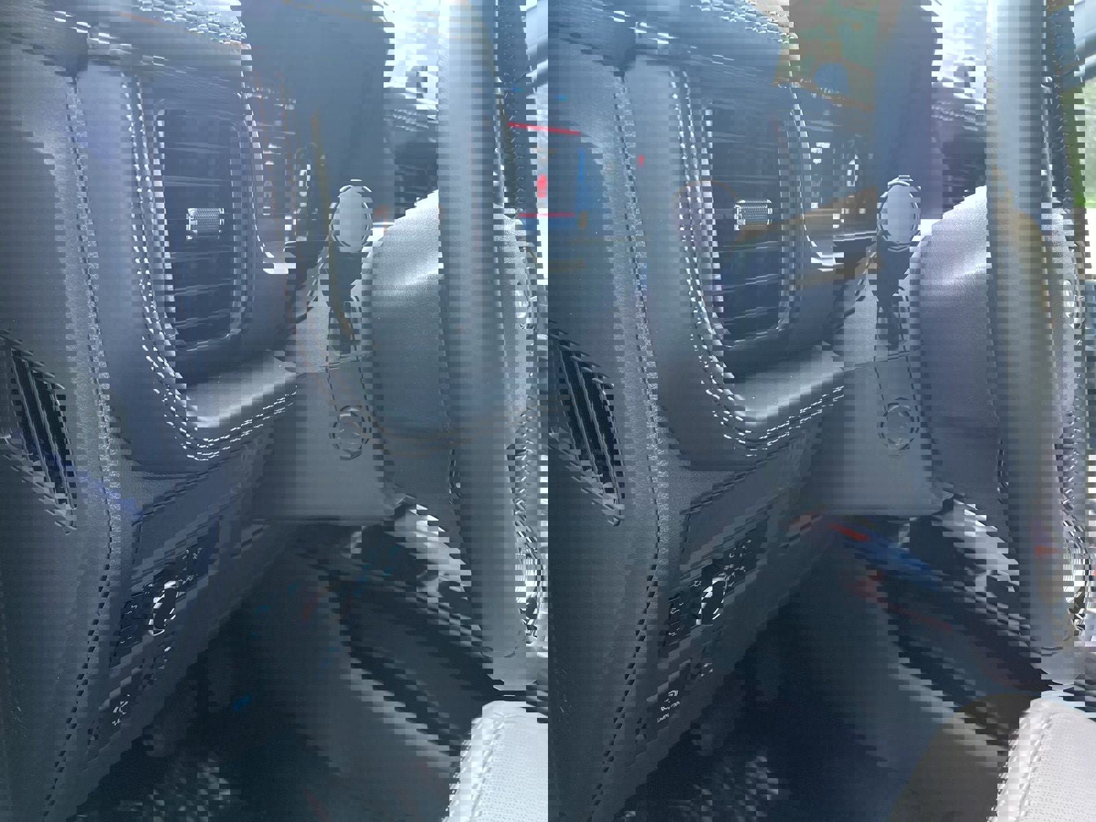 New 2025 Ford F150 Lightning Platinum image 23