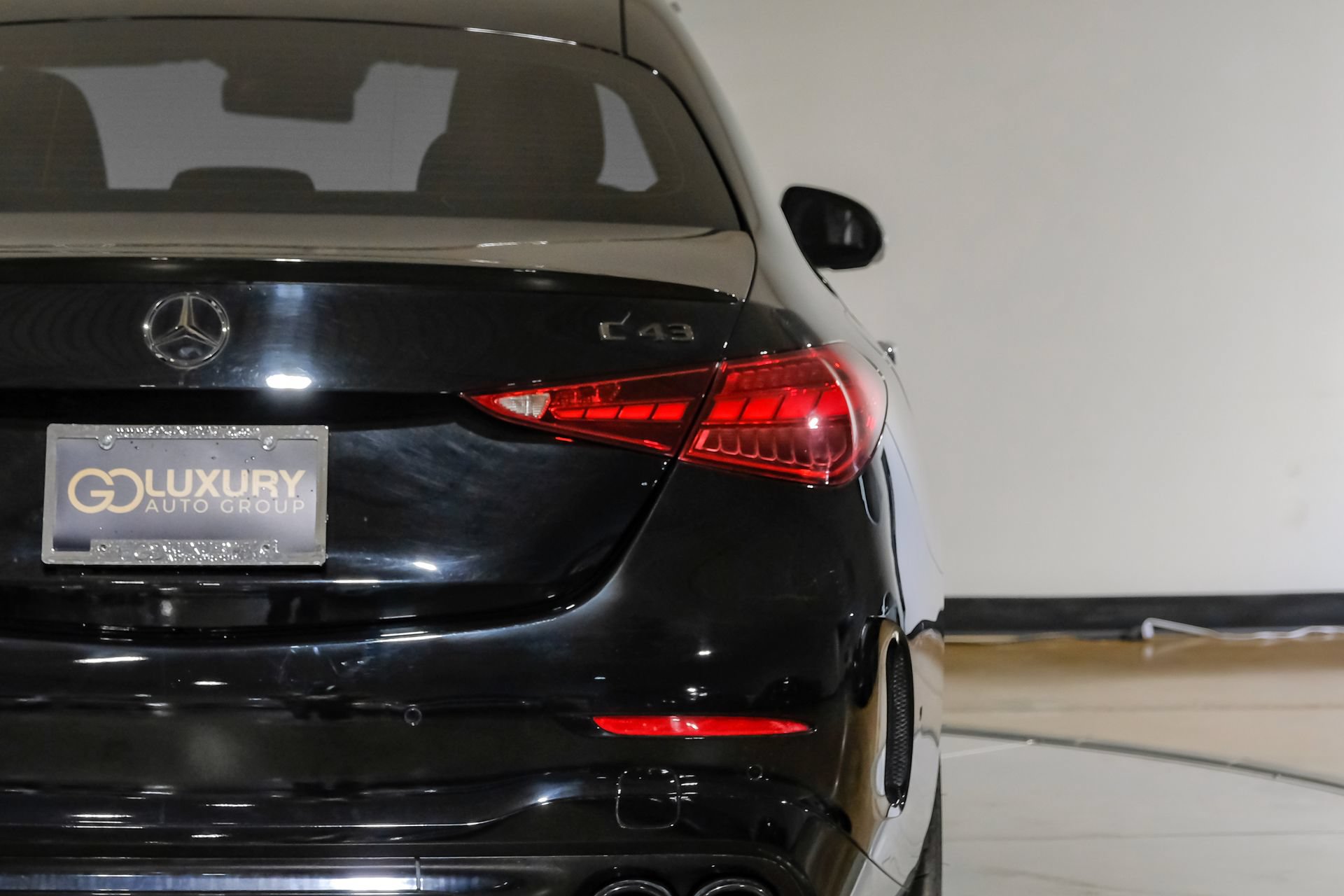 Used 2024 Mercedes-Benz C 43 AMG 4MATIC Sedan w/ AMG Dynamic Plus Package image 39