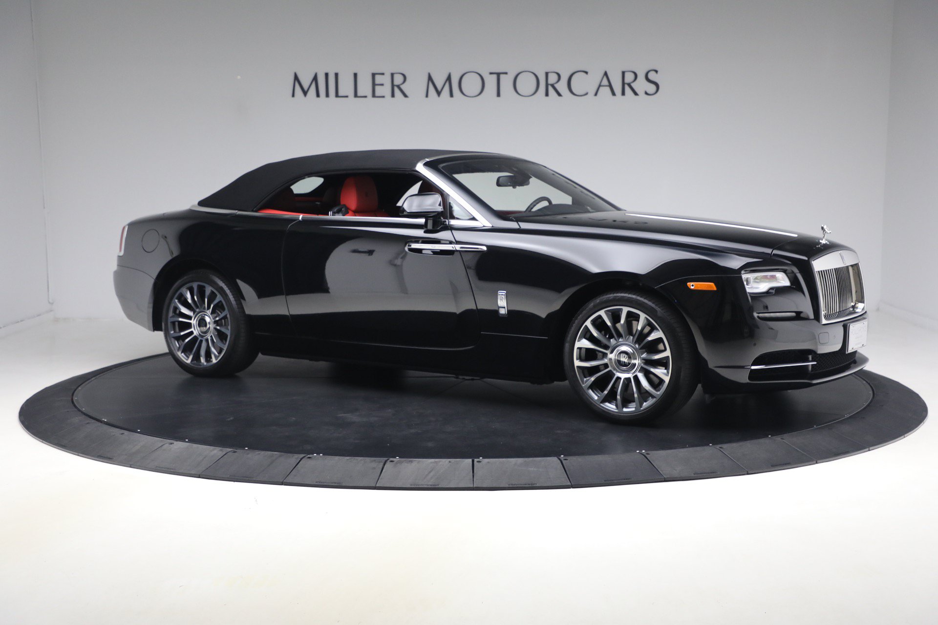 Certified 2020 Rolls-Royce Dawn RWD image 24