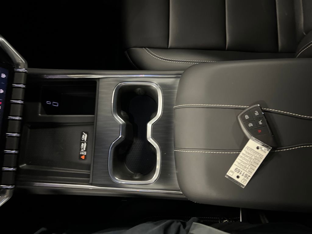 New 2026 GMC Acadia Elevation image 27