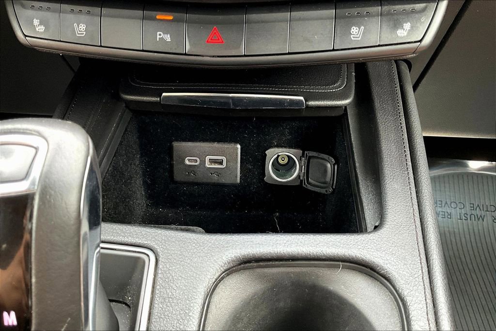 Used 2019 Cadillac XT4 Premium Luxury image 18