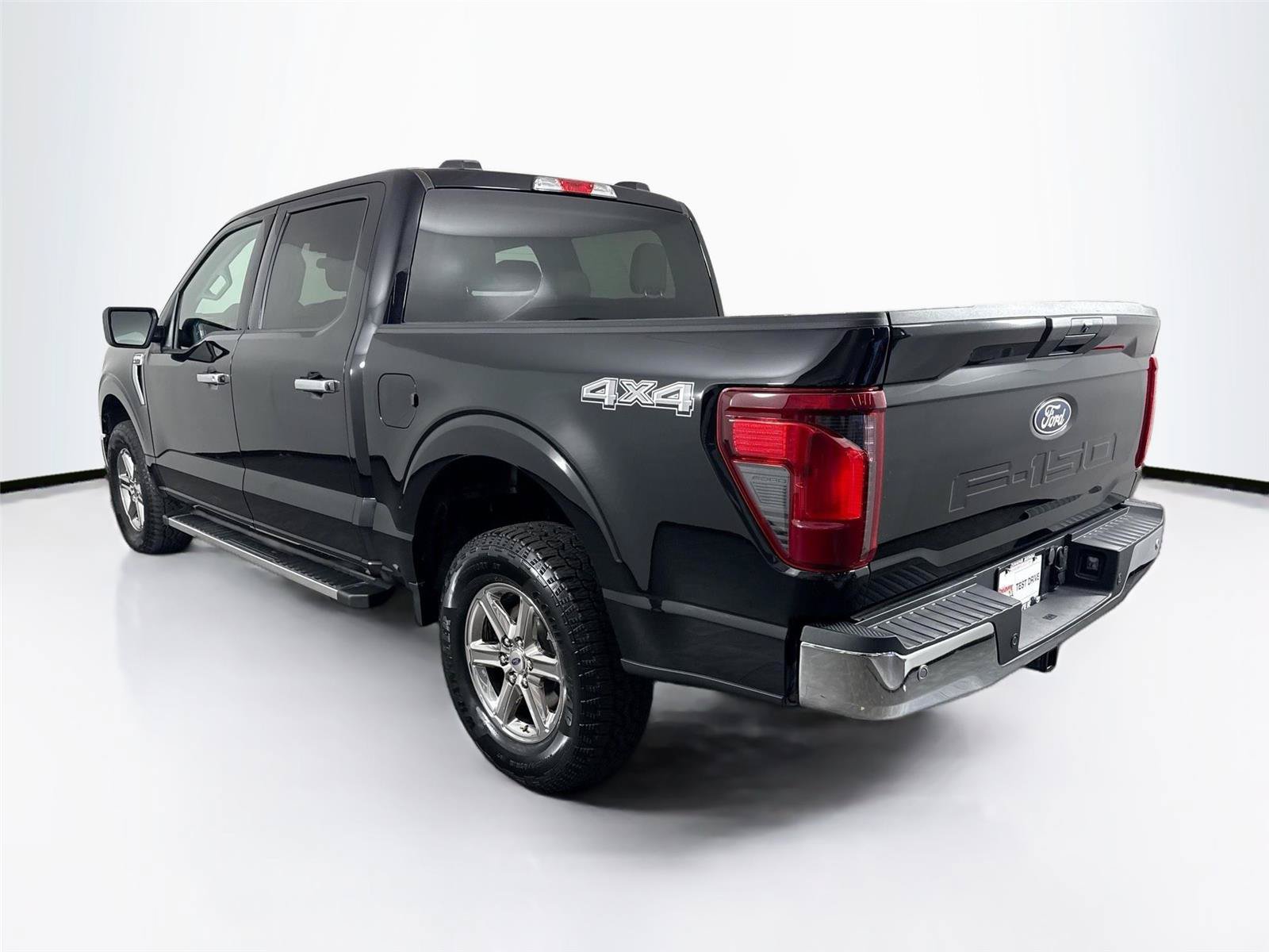 Used 2025 Ford F150 XLT w/ Equipment Group 301A Standard AWD/4WD image 11