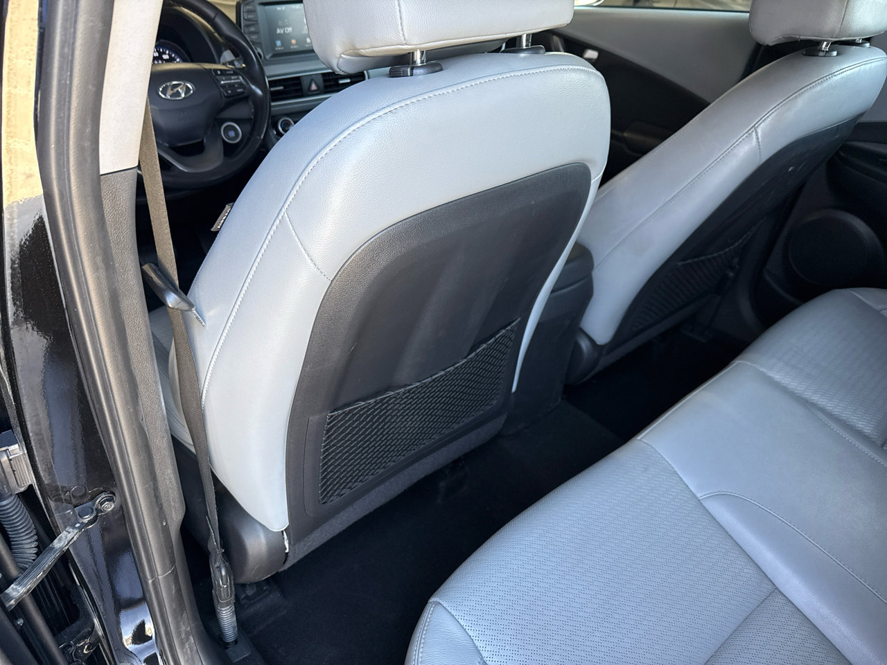 Used 2018 Hyundai Kona Limited image 42