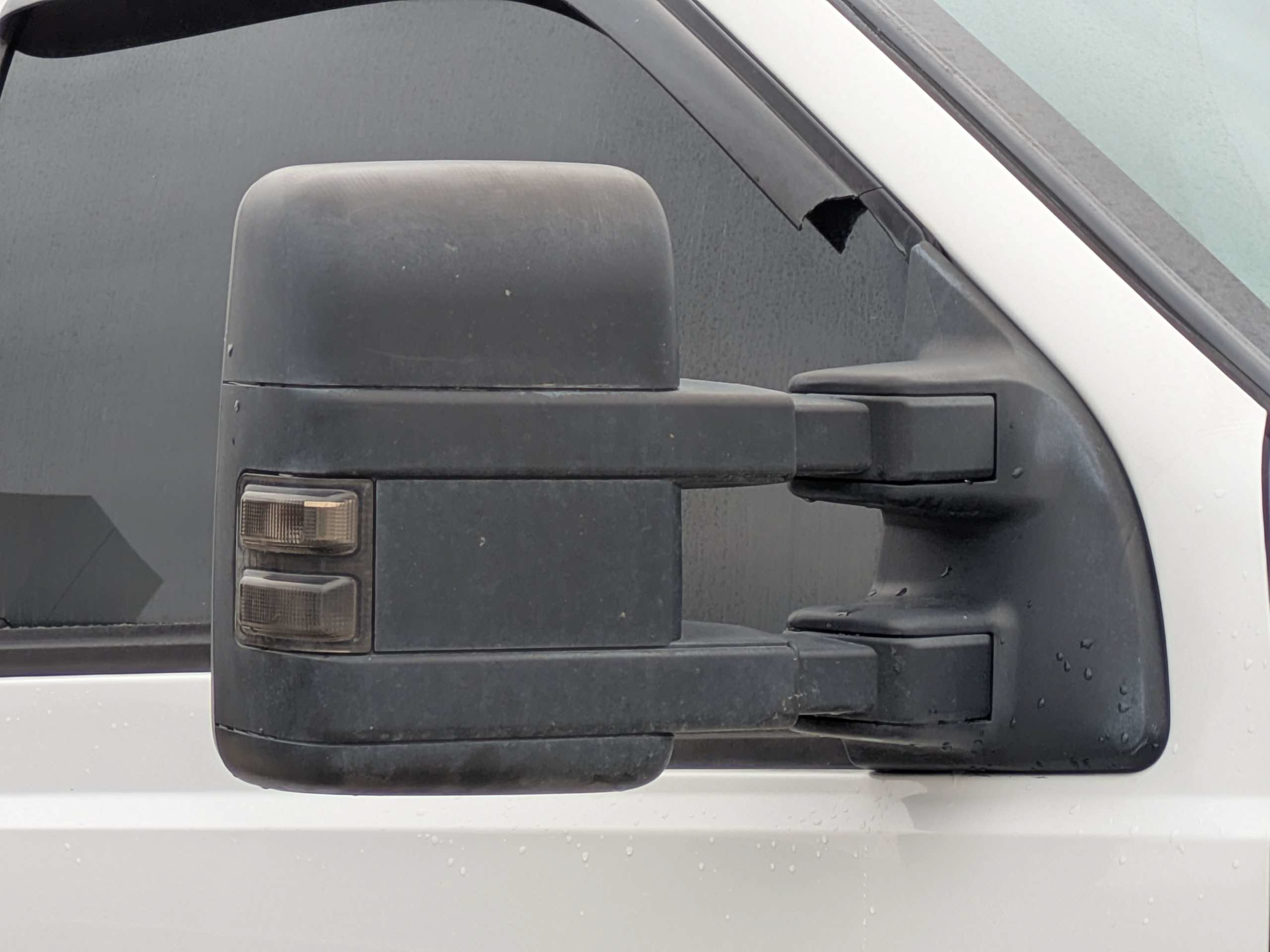 Used 2011 Ford F250 XLT AWD/4WD image 12