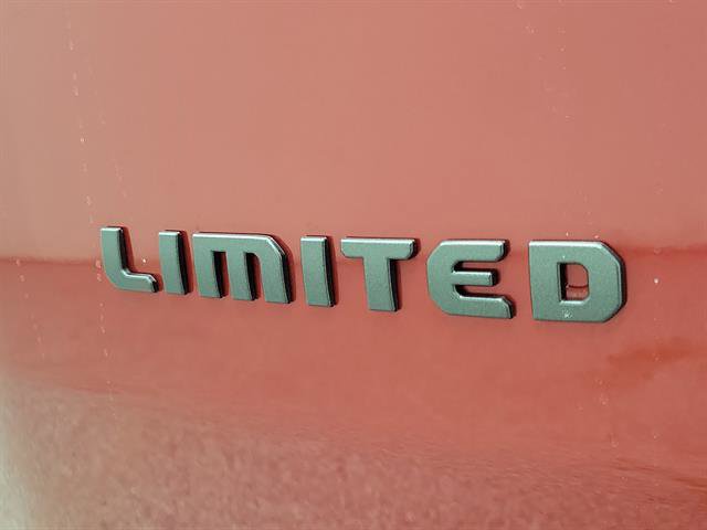 Used 2026 Jeep Cherokee Limited image 7