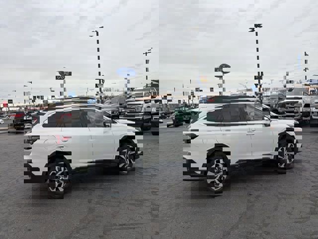 Used 2021 Subaru Outback Premium image 6