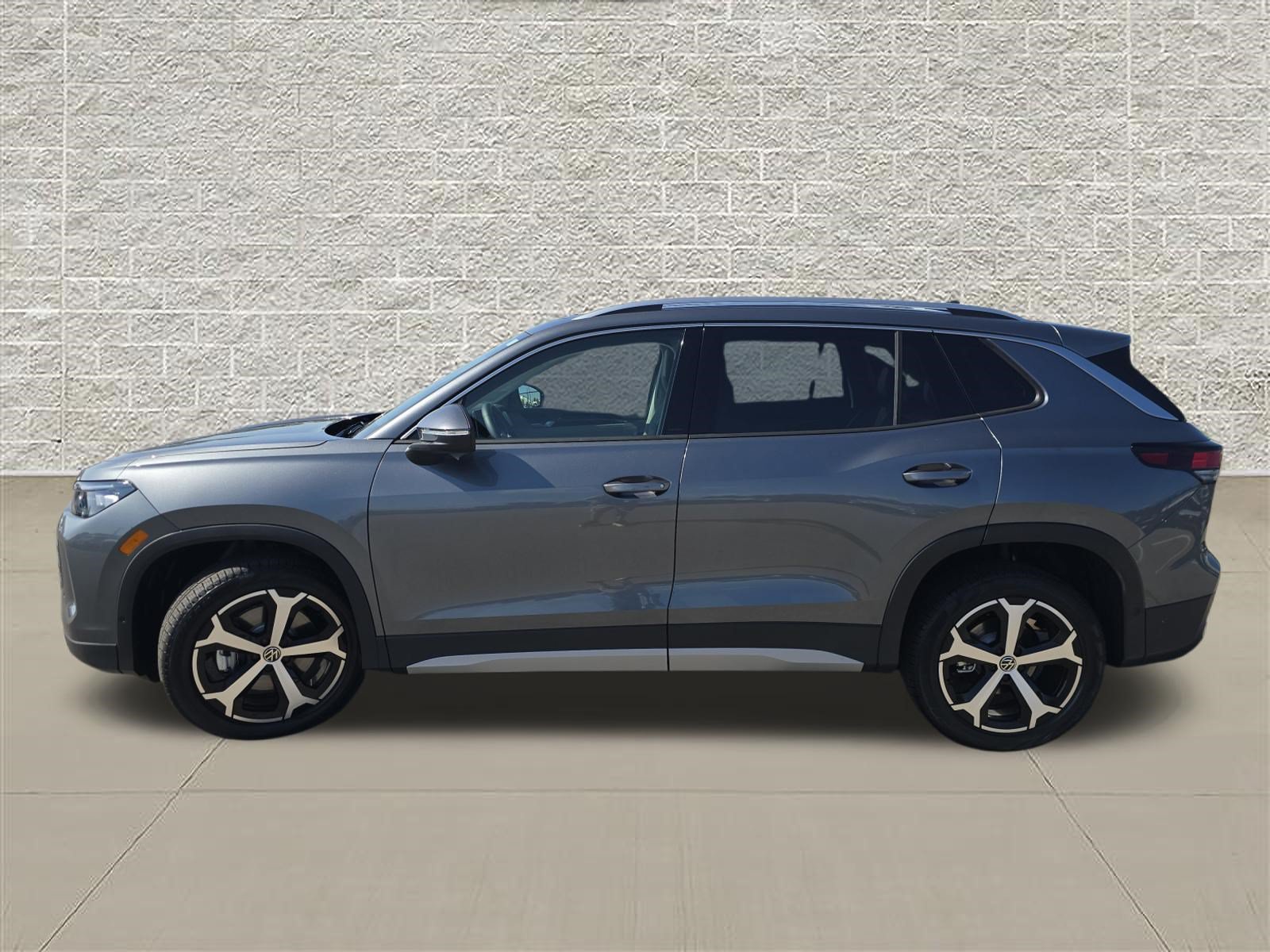 New 2026 Volkswagen Tiguan SE AWD/4WD image 4