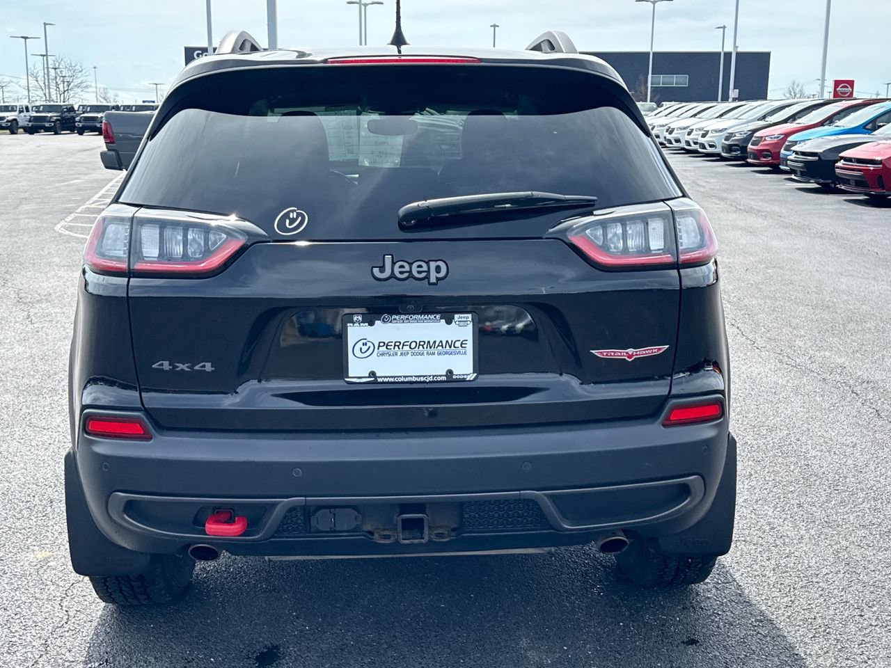 Used 2020 Jeep Cherokee Trailhawk w/ Comfort & Convenience Group AWD/4WD image 4