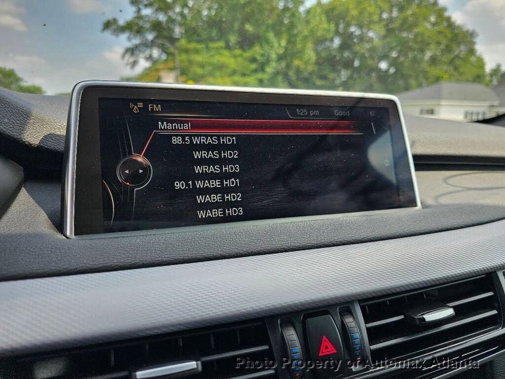 Used 2016 BMW X5 xDrive40e image 10