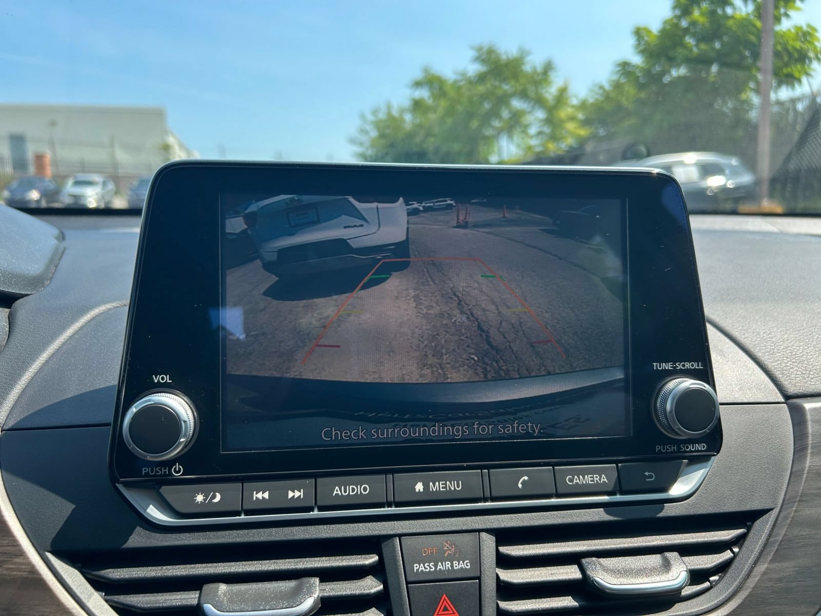 Used 2025 Nissan Altima 2.5 SV FWD image 20