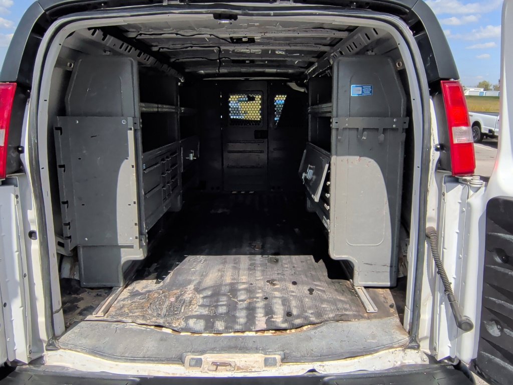 Used 2022 Chevrolet Express 2500 Extended w/ Driver Convenience Package RWD image 31