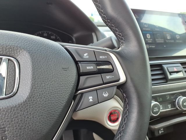 Used 2018 Honda Accord Touring image 27