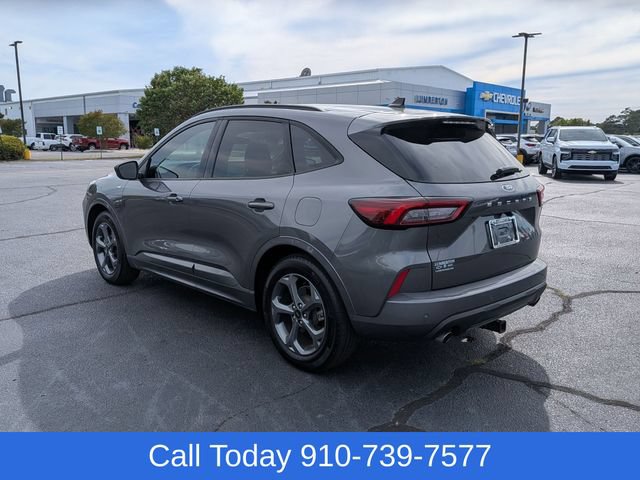Used 2024 Ford Escape ST-Line w/ Tech Pack #1 FWD image 5