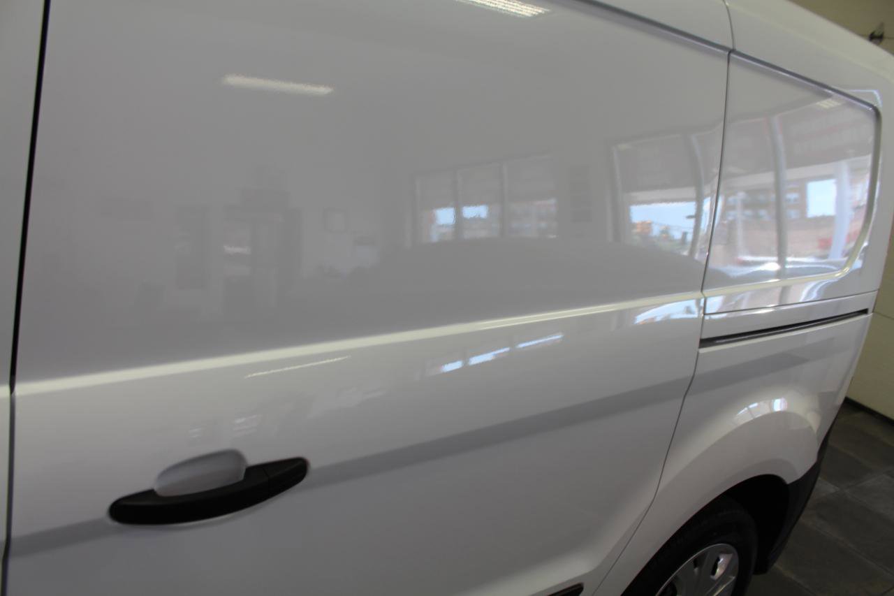Used 2022 Ford Transit Connect XL image 33