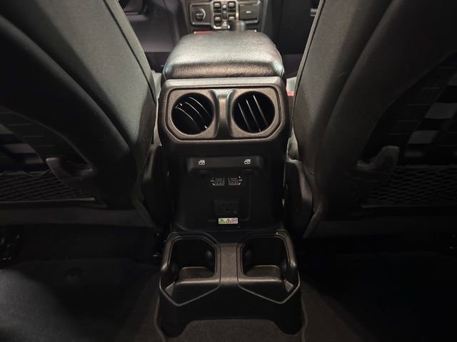Used 2021 Jeep Wrangler Unlimited Rubicon image 40