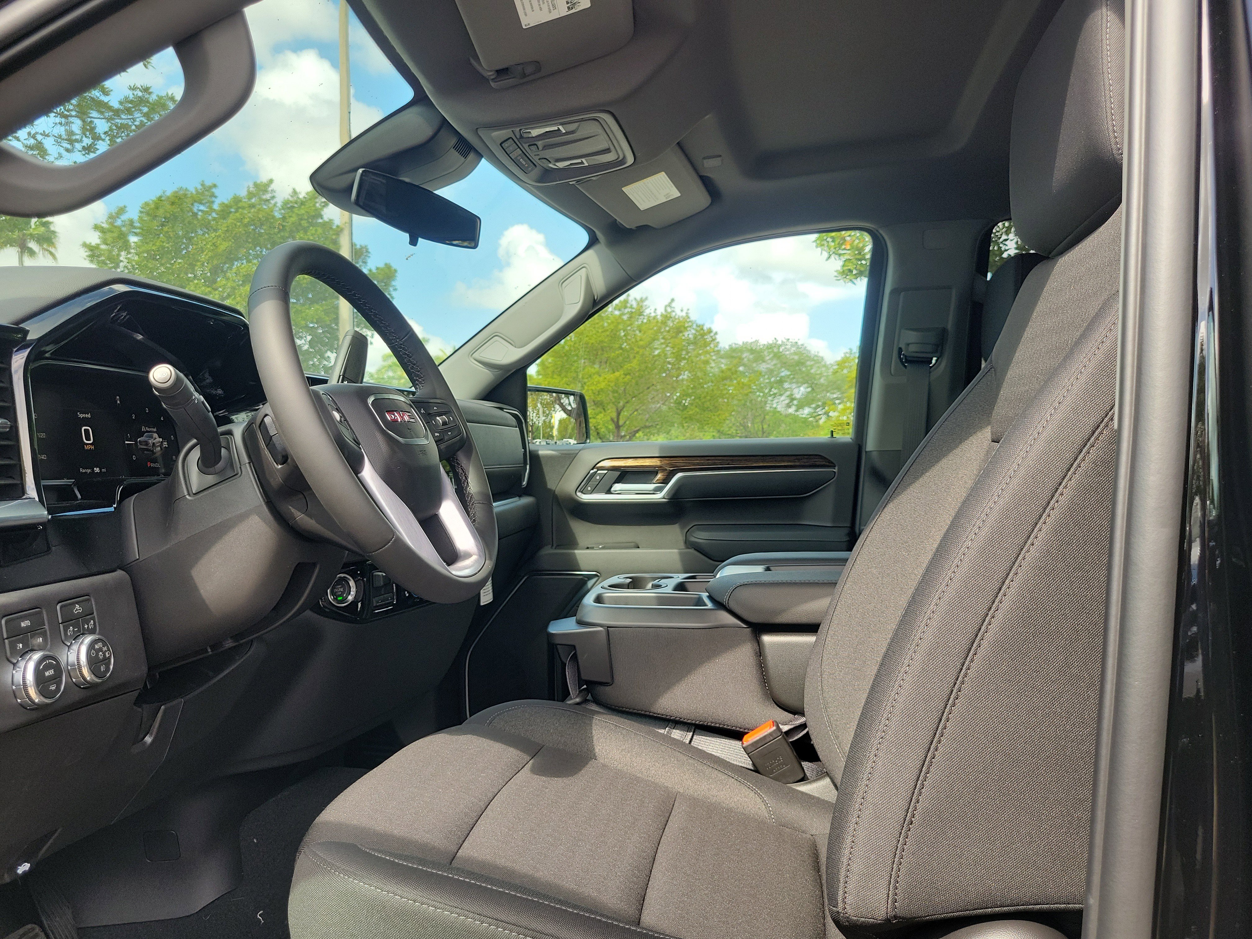 Used 2026 GMC Sierra 1500 Elevation image 12