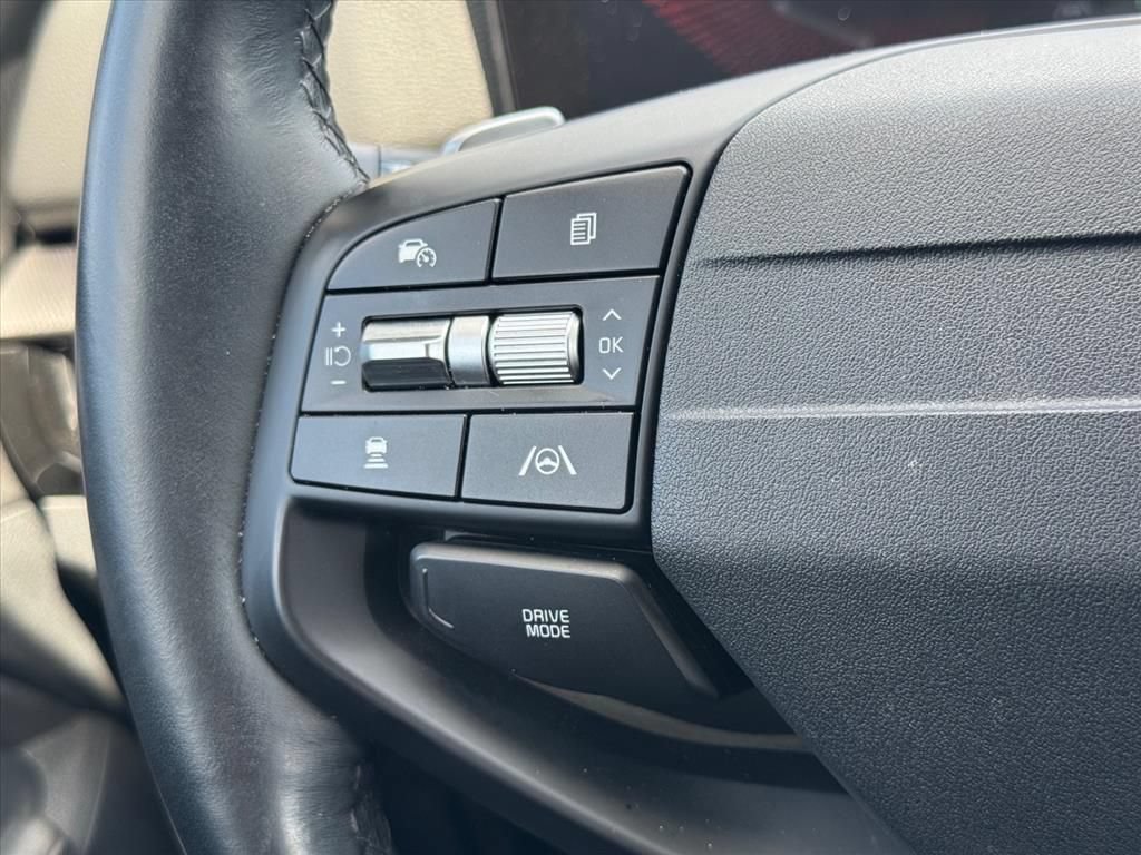 Certified 2026 Kia Sportage LX FWD image 17