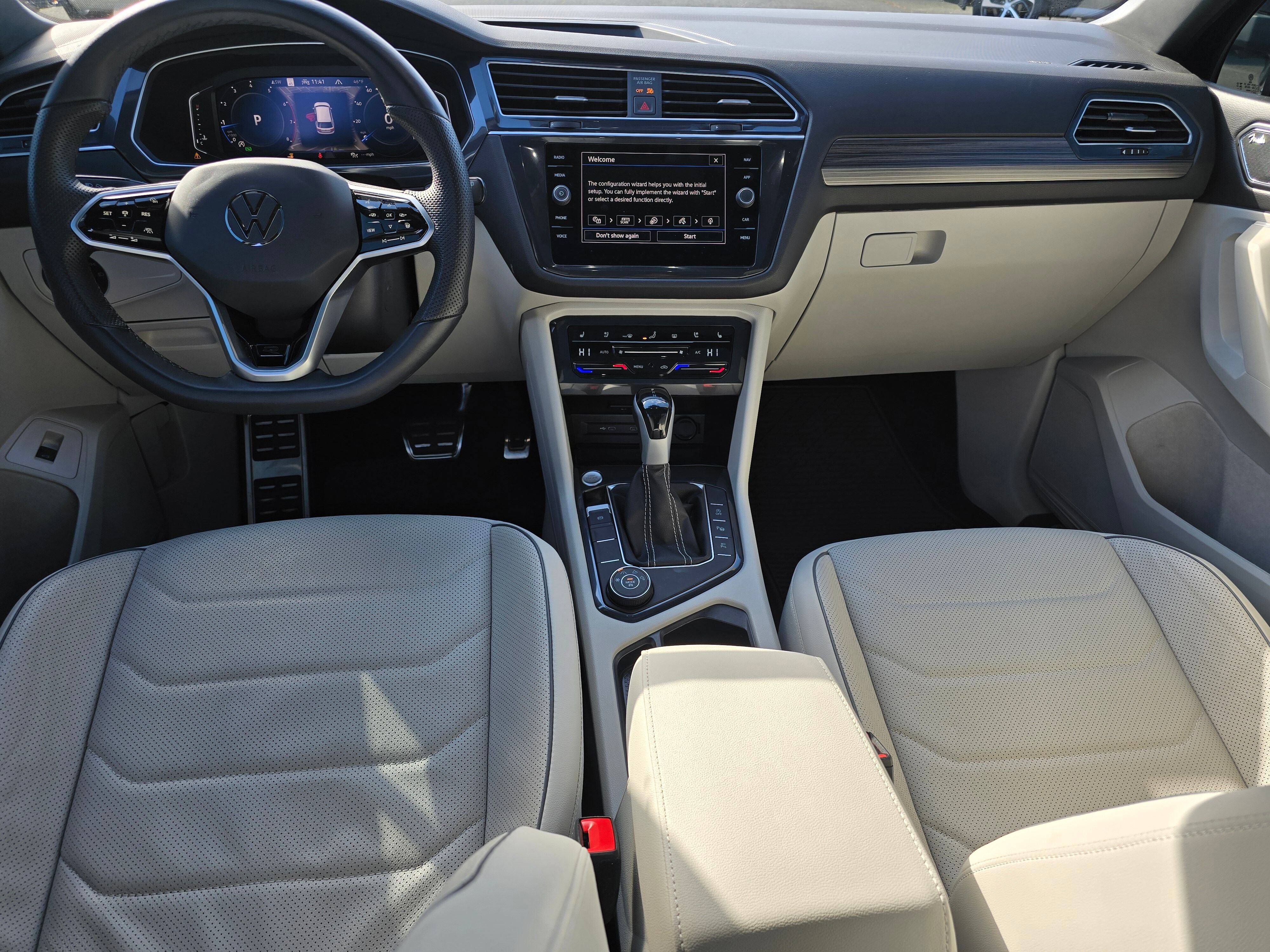 Used 2024 Volkswagen Tiguan SEL R-Line image 18