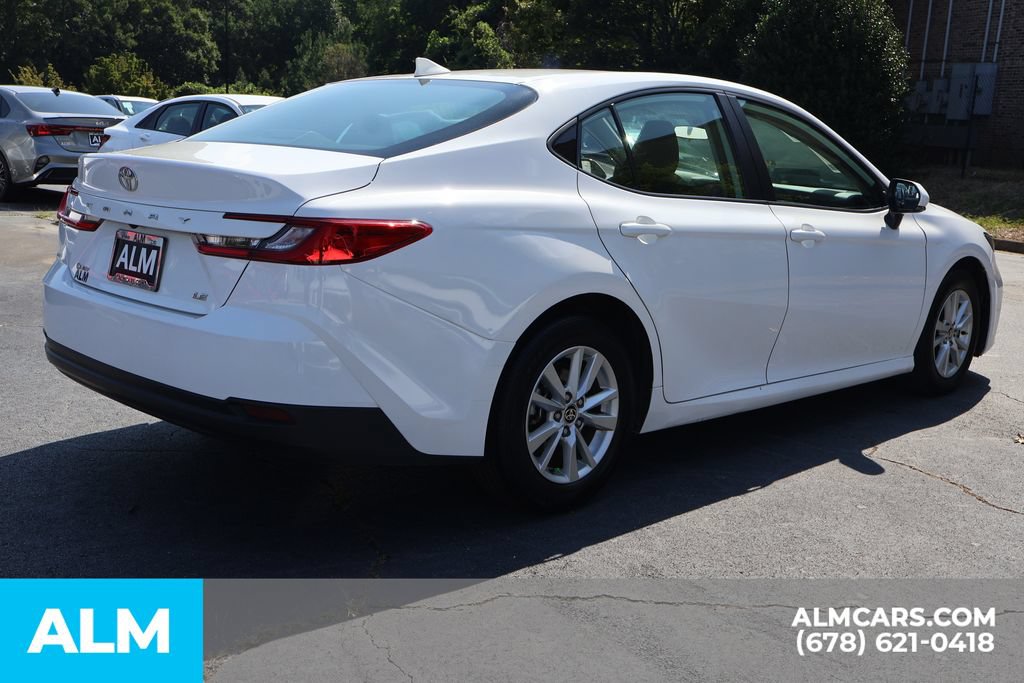 Used 2025 Toyota Camry LE FWD image 5