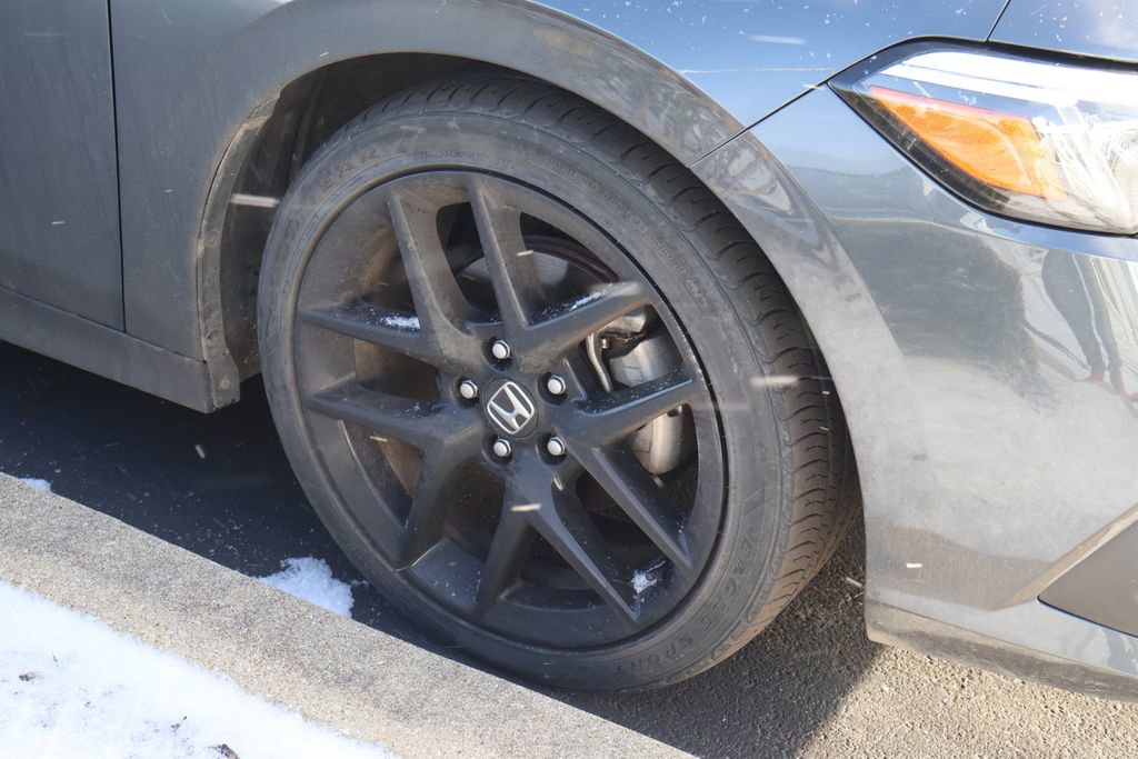 Used 2023 Honda Civic Sport image 5