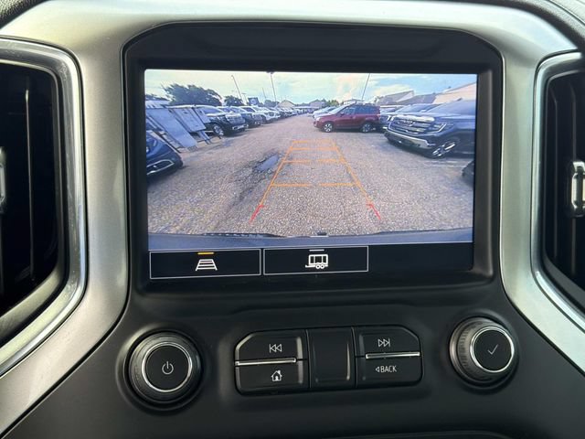 Used 2022 Chevrolet Silverado 1500 LT AWD/4WD image 31