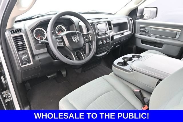 Used 2017 RAM 1500 Express RWD image 11