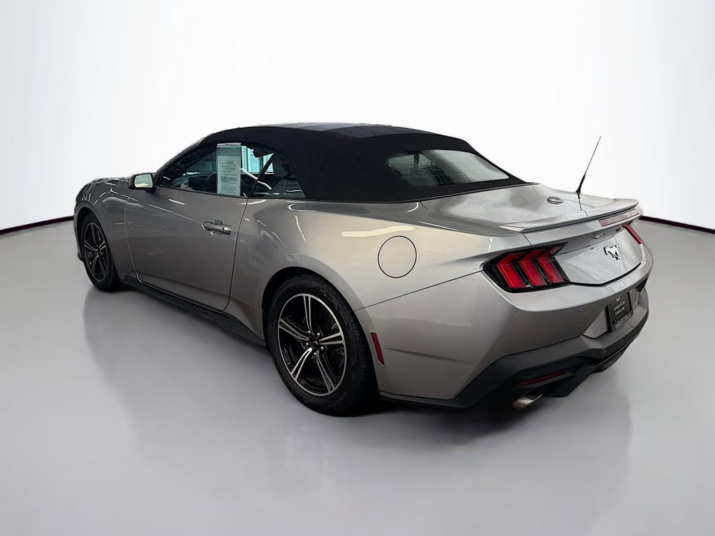 Used 2024 Ford Mustang Premium image 5
