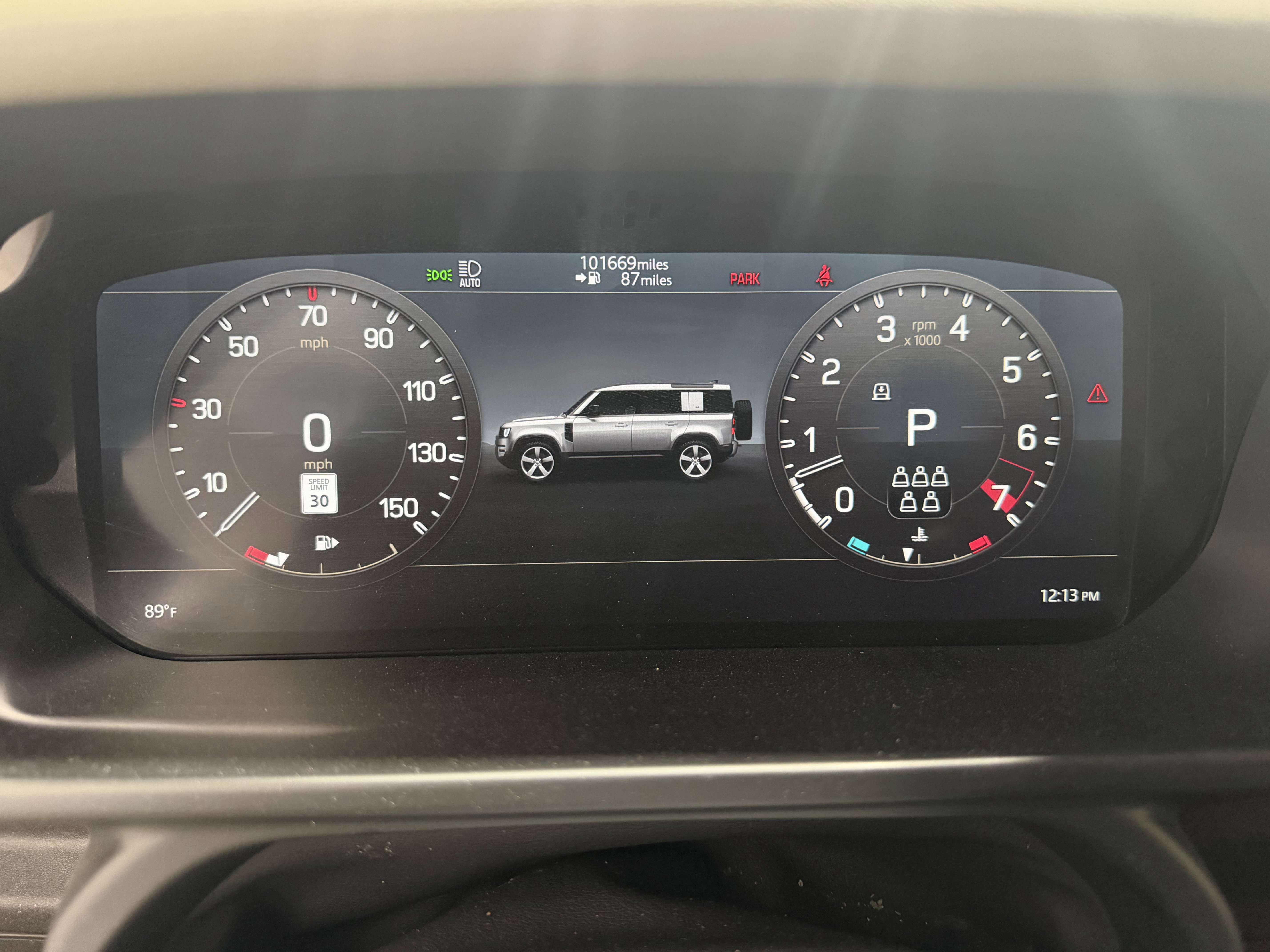 Used 2022 Land Rover Defender 110 X-Dynamic HSE AWD/4WD image 16