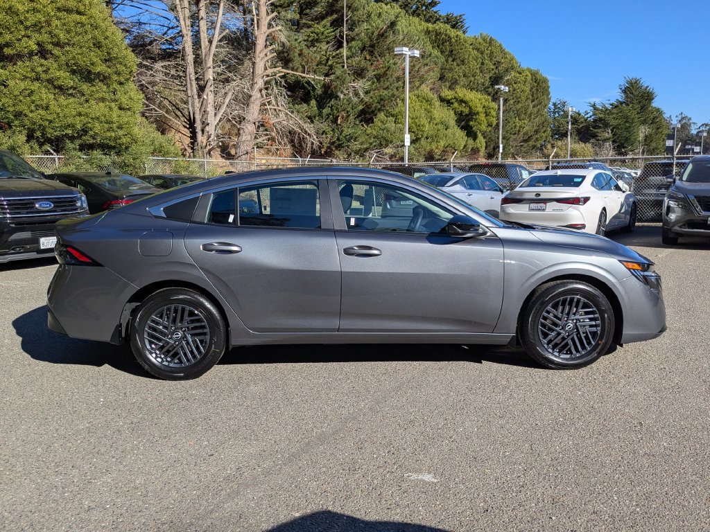 New 2027 Nissan Sentra SV FWD image 4