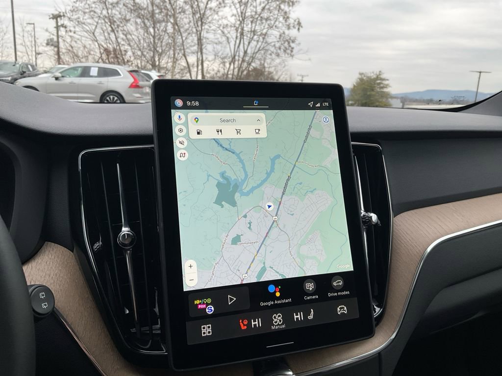 New 2026 Volvo XC60 B5 Plus w/ Protection Package Premier image 17