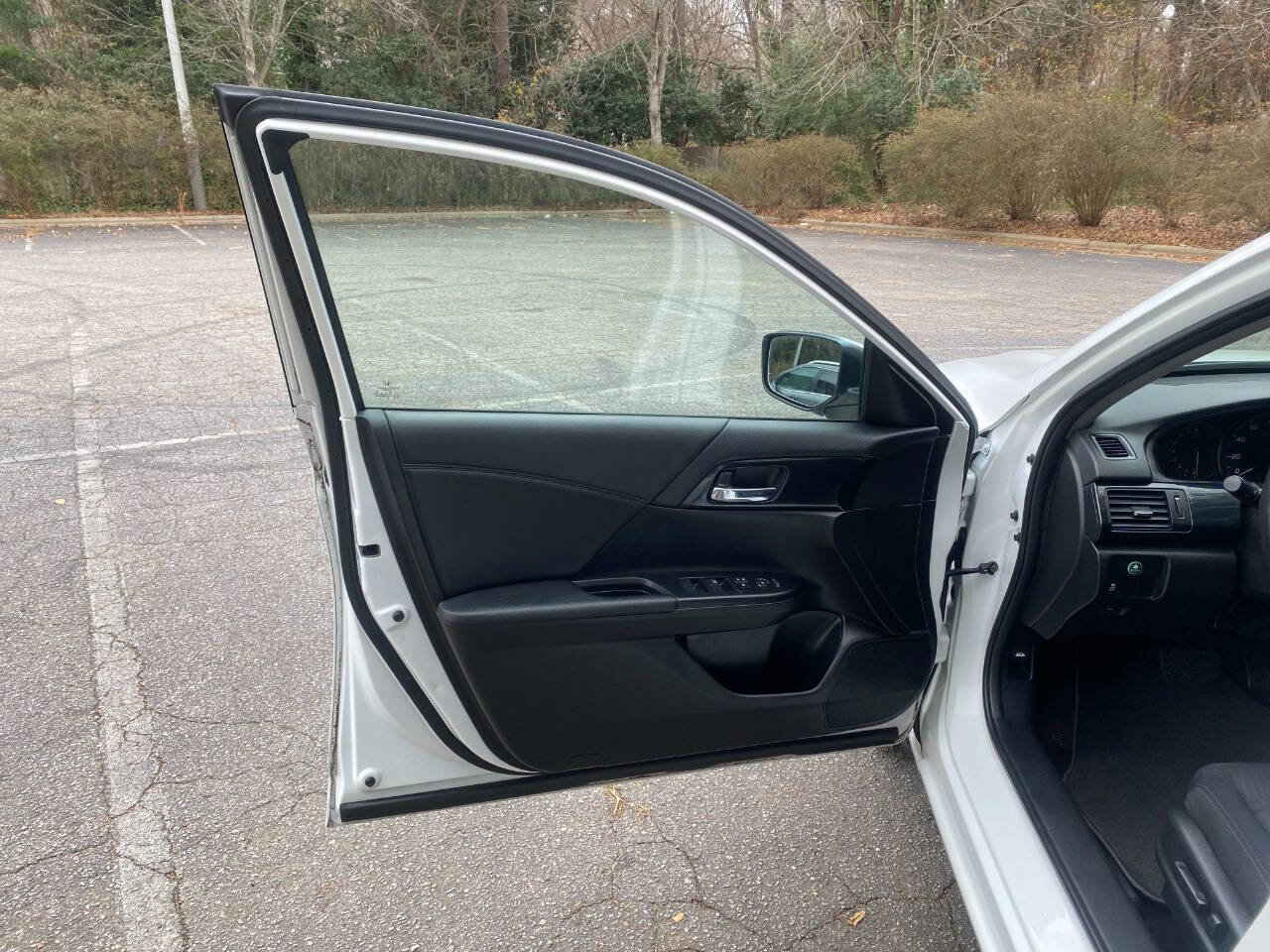 Used 2015 Honda Accord Sport image 12