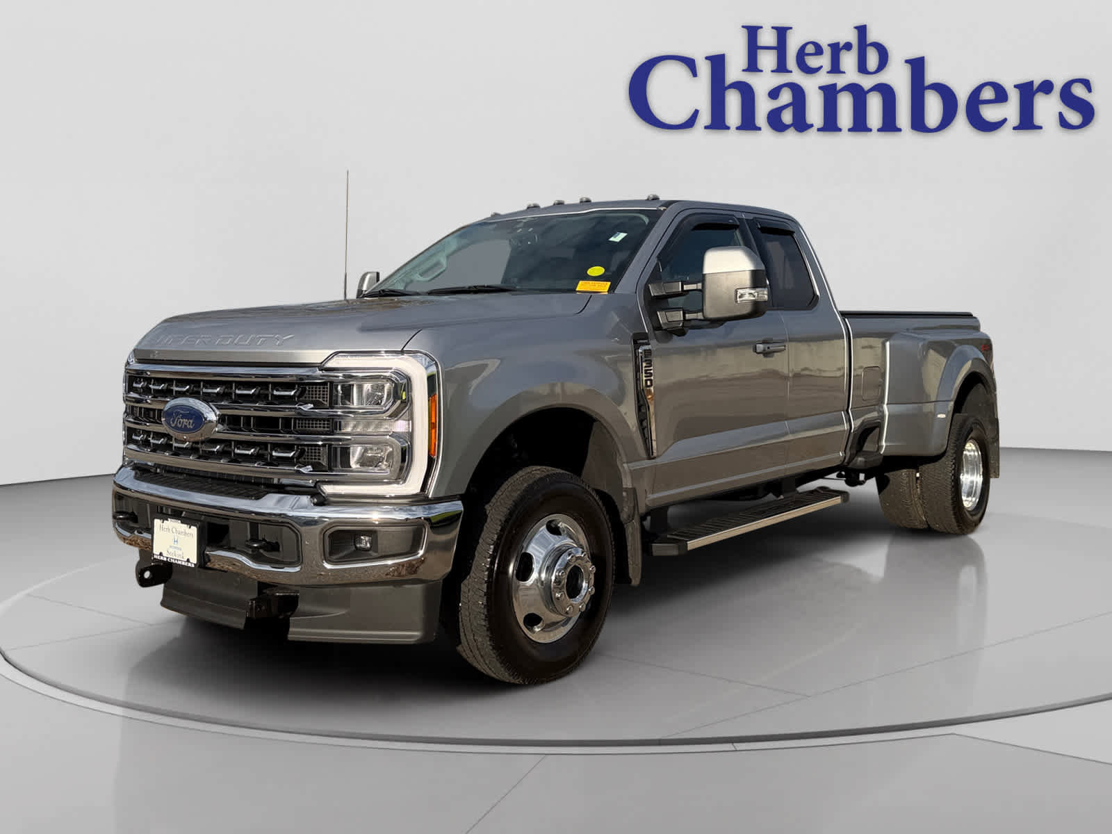 Used 2023 Ford F350 Lariat w/ FX4 Off-Road Package image 8