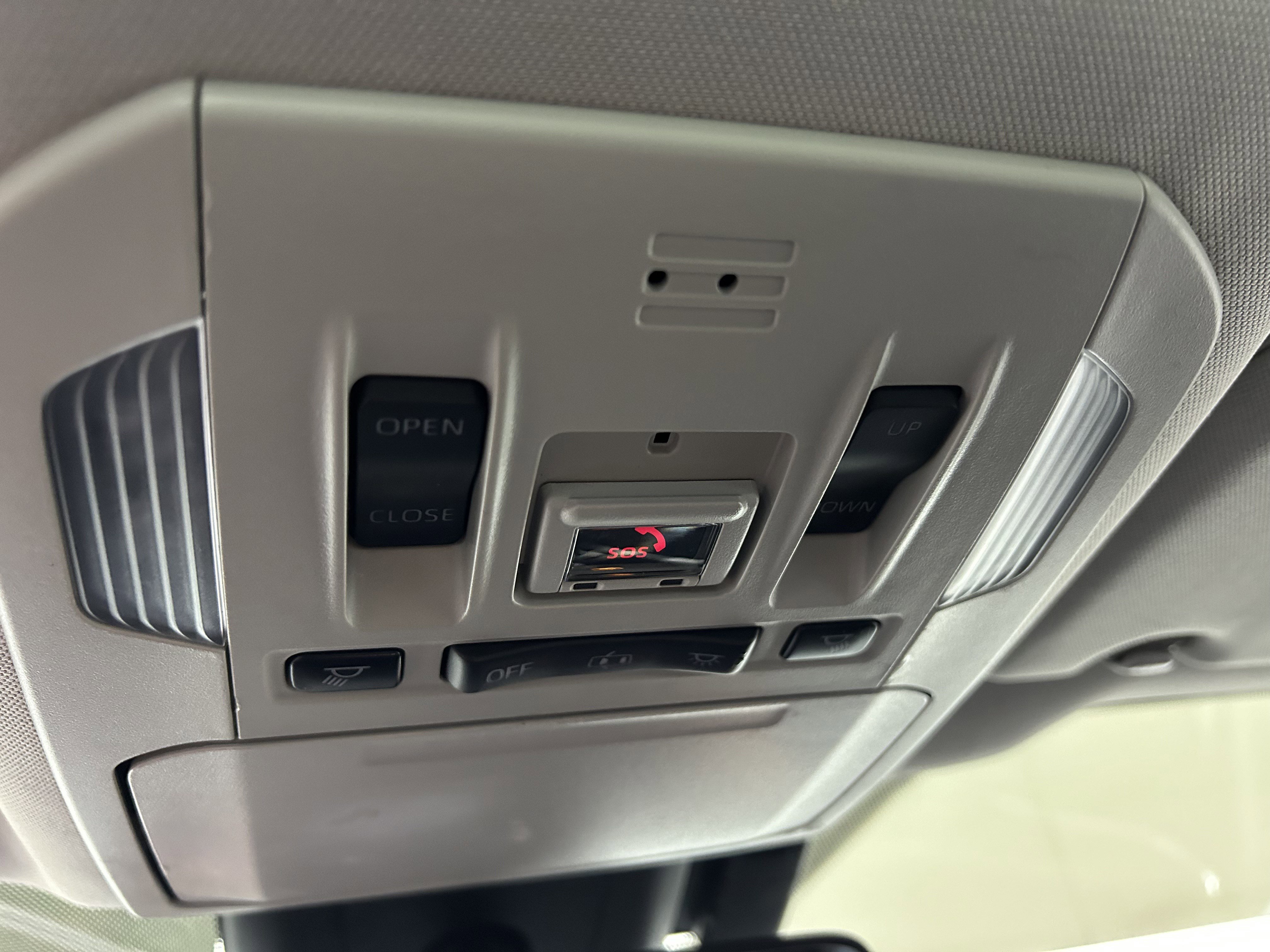 Used 2021 Toyota Highlander XLE image 30