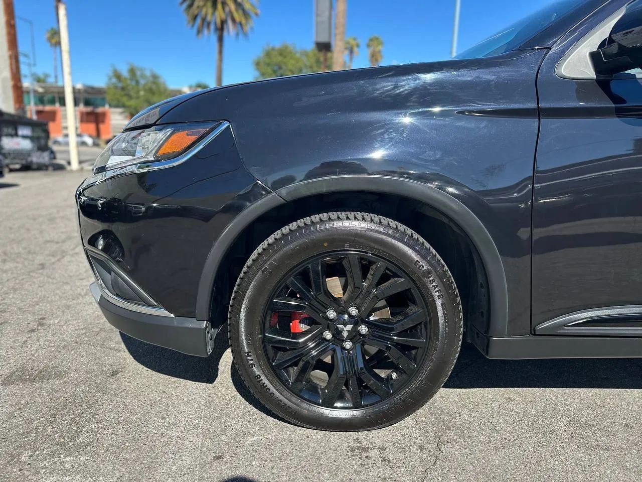 Used 2018 Mitsubishi Outlander LE image 11