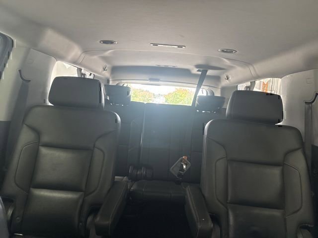Used 2020 Chevrolet Suburban Premier RWD image 17
