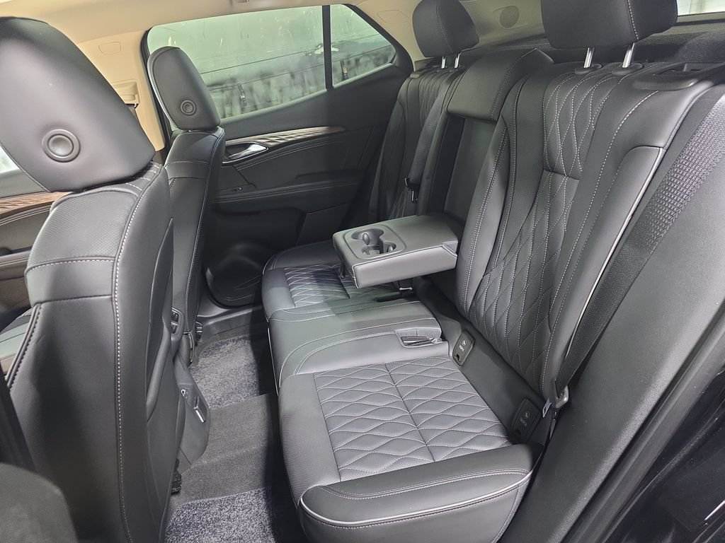 Used 2023 Buick Envision Avenir AWD/4WD image 14