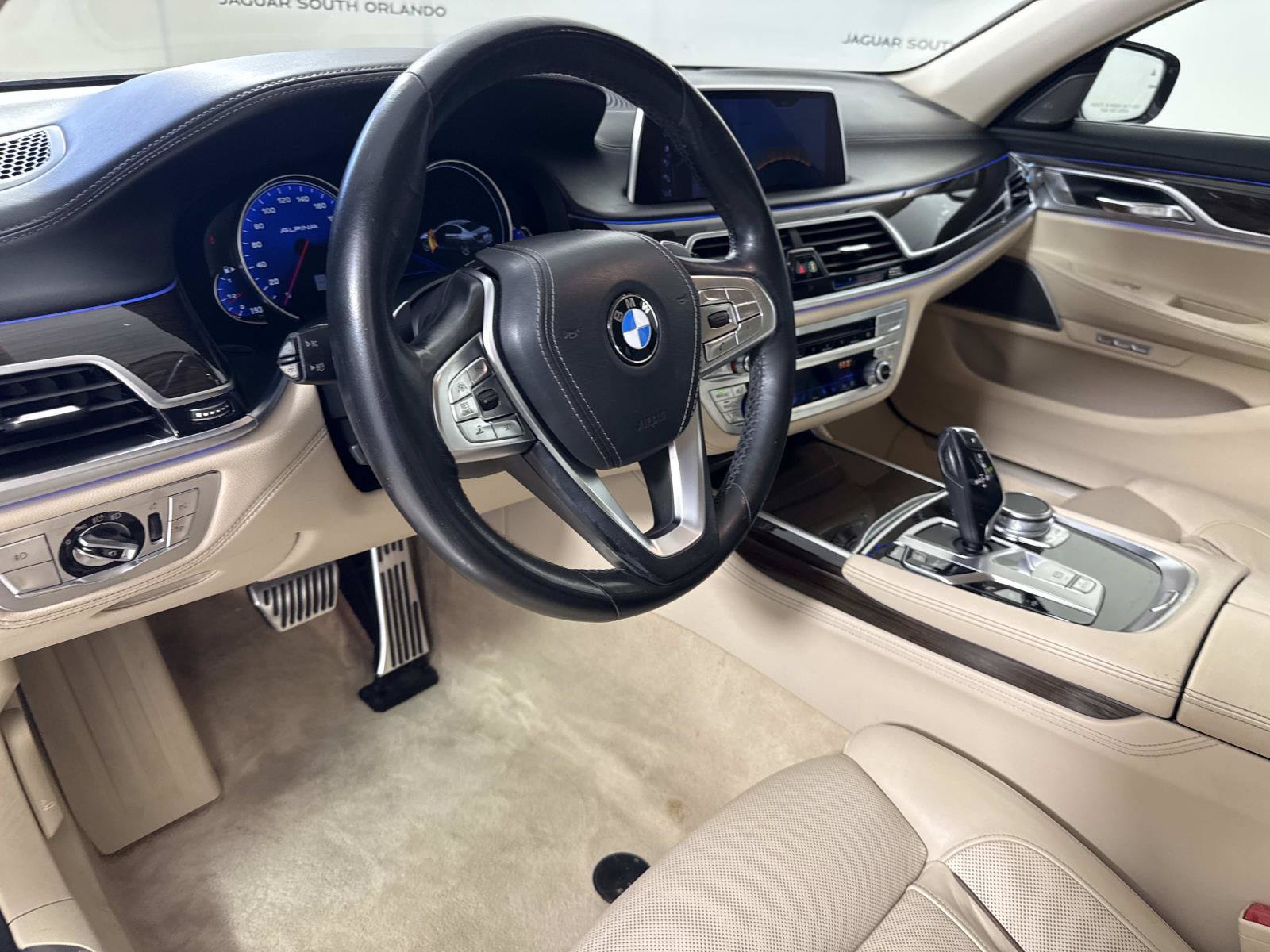 Used 2016 BMW 740i RWD image 19