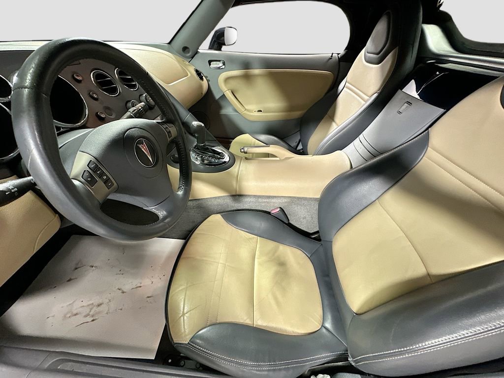 Used 2007 Pontiac Solstice Convertible w/ Premium Package image 18