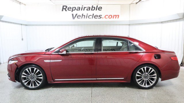 Used 2017 Lincoln Continental Reserve w/ Climate Package image 1