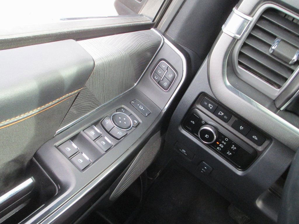Used 2024 Ford F350 Platinum image 27
