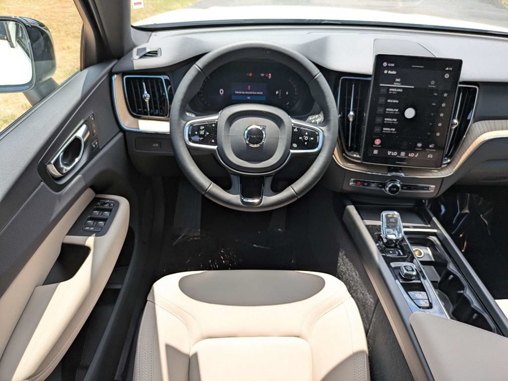 New 2026 Volvo XC60 B5 Plus w/ Protection Package Premier AWD/4WD image 17