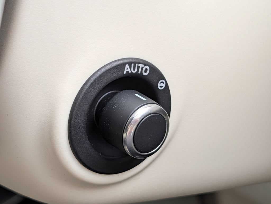 Used 2023 Land Rover Range Rover SE AWD/4WD image 49