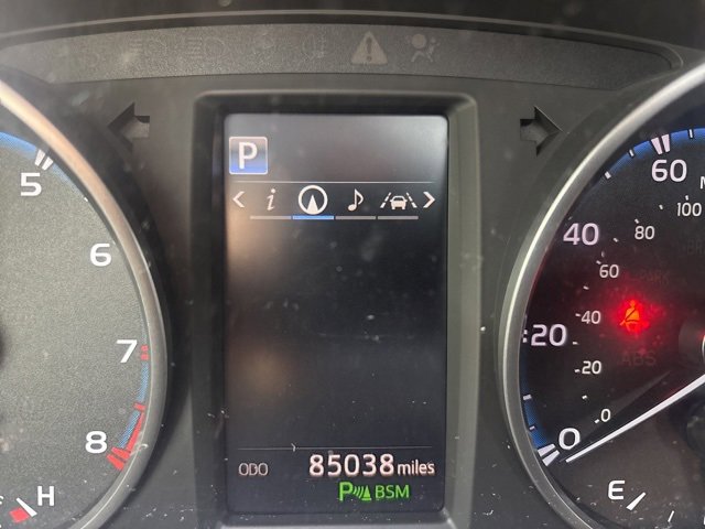 Used 2018 Toyota RAV4 XLE image 11