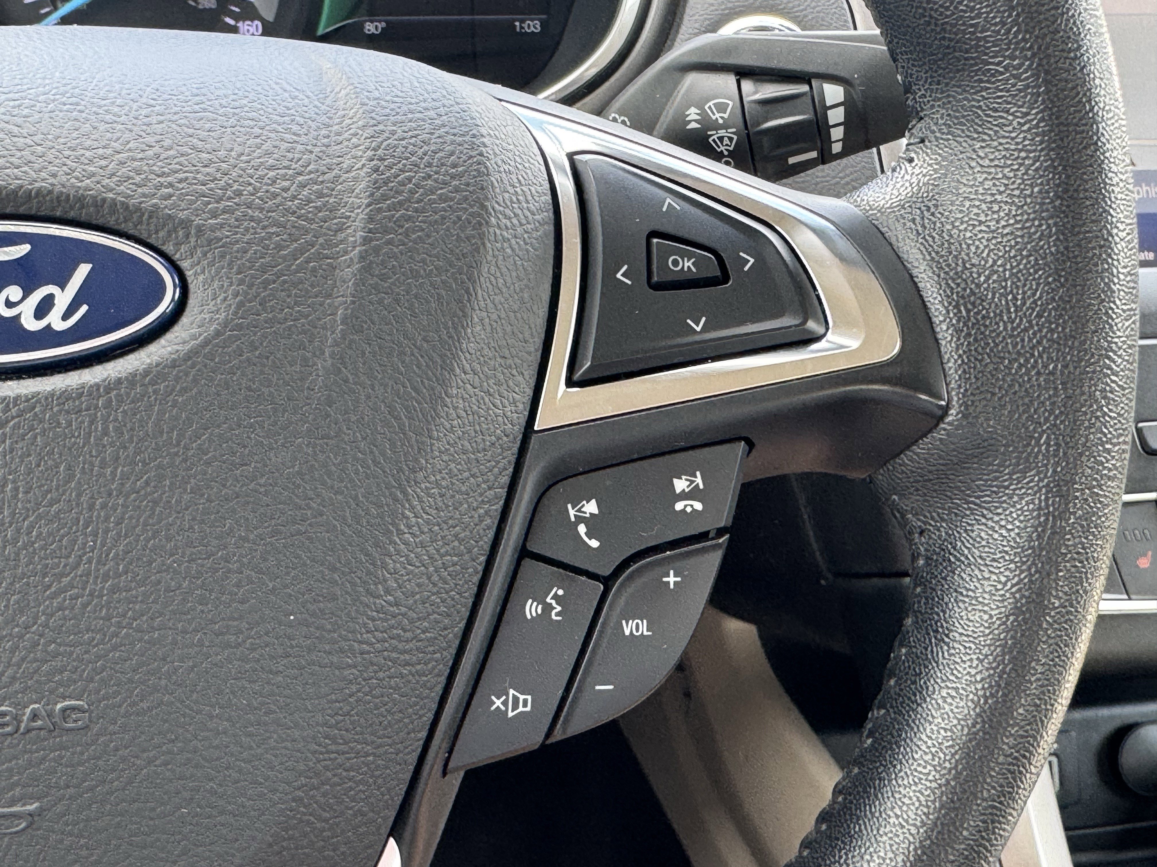 Used 2020 Ford Fusion SEL image 17