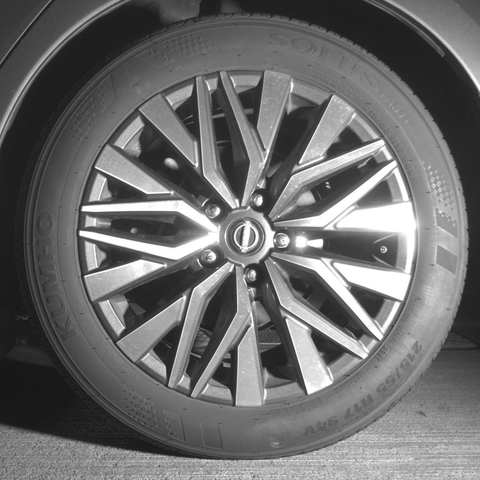 Used 2025 Nissan Altima 2.5 SV FWD image 17
