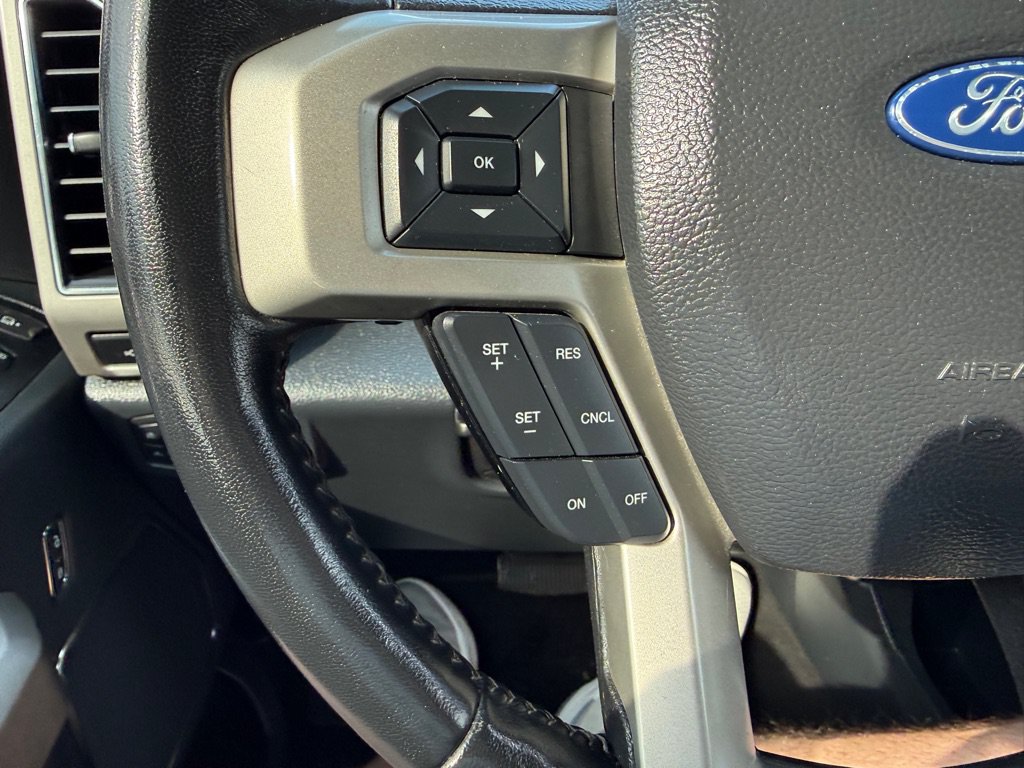 Used 2022 Ford F250 Lariat w/ FX4 Off-Road Package AWD/4WD image 32