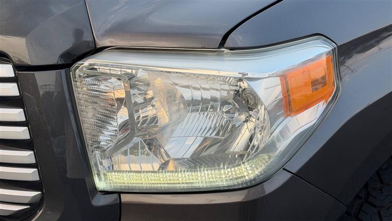 Used 2015 Toyota Tundra Platinum AWD/4WD image 12