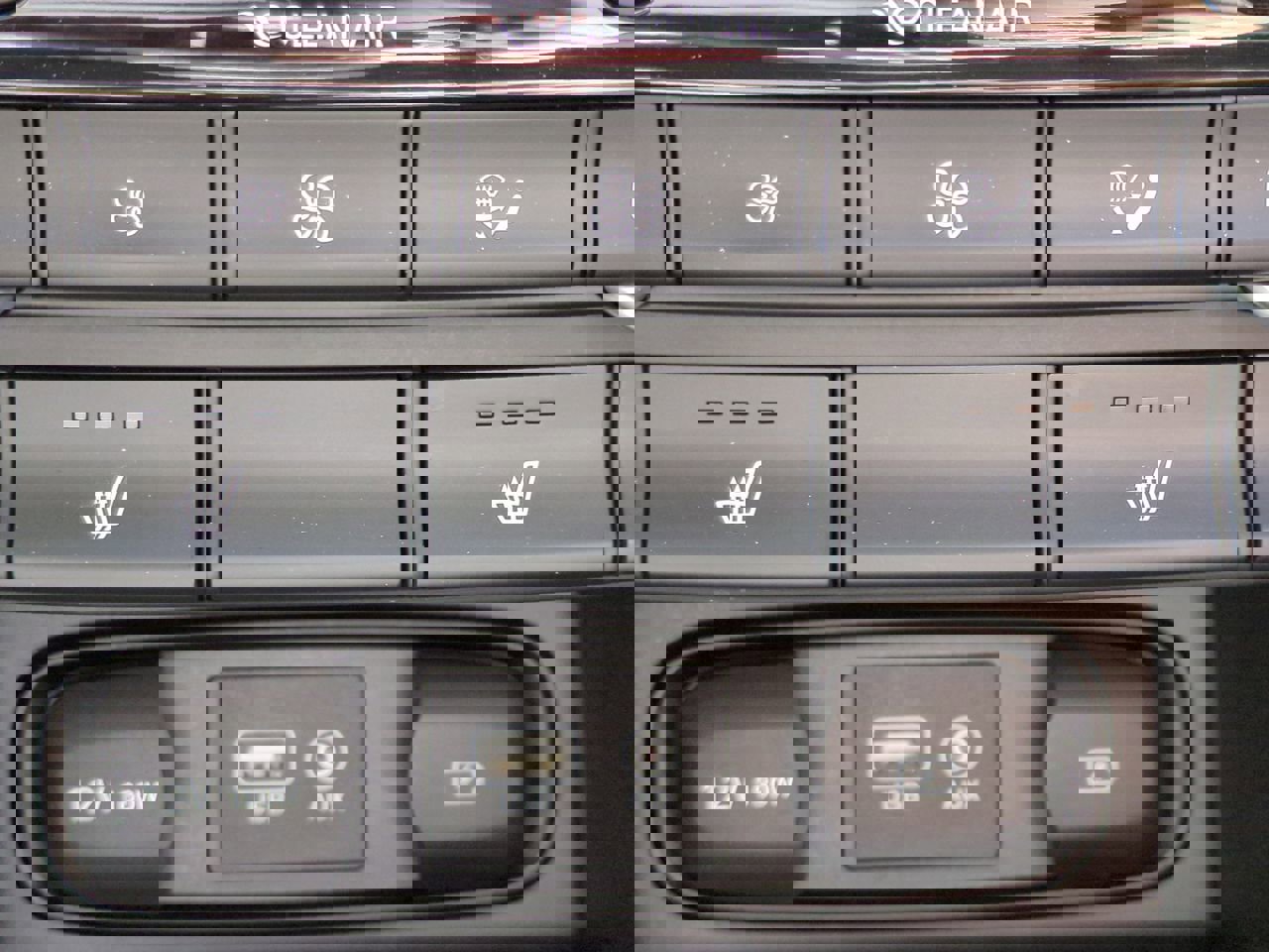 Used 2019 Hyundai Santa Fe Limited image 23