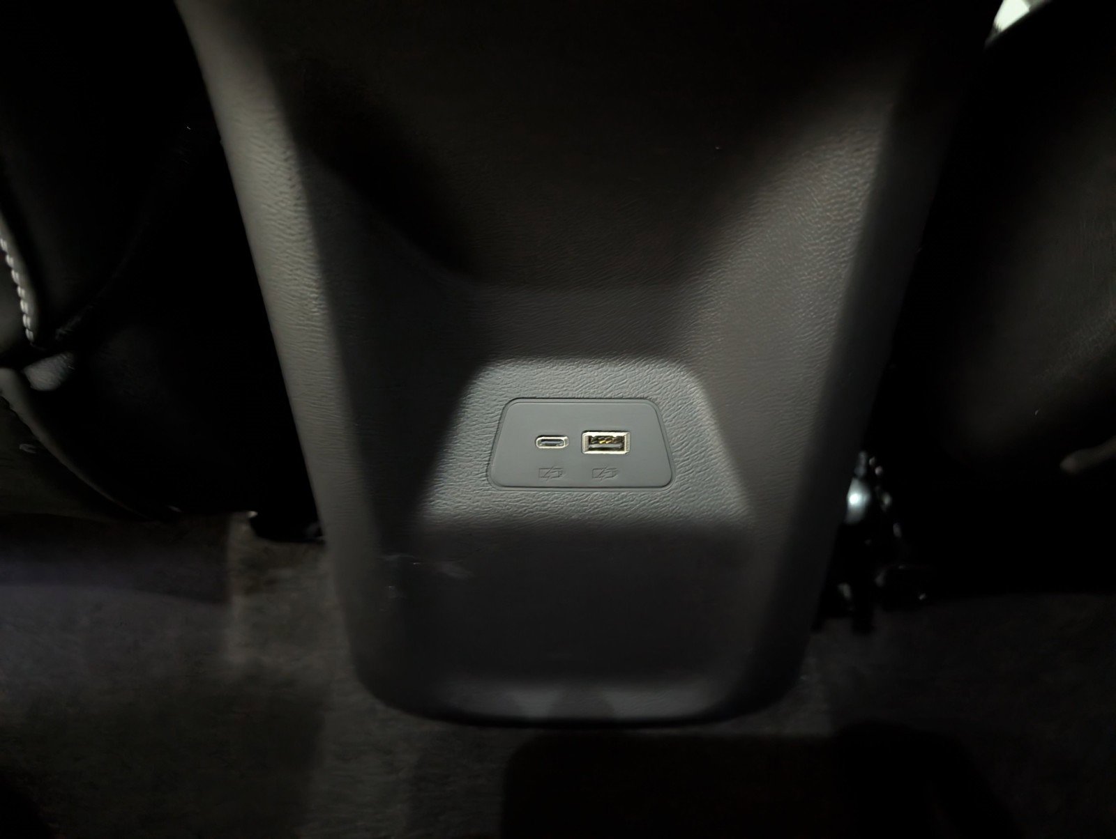 Used 2025 Buick Envision Sport Touring image 29