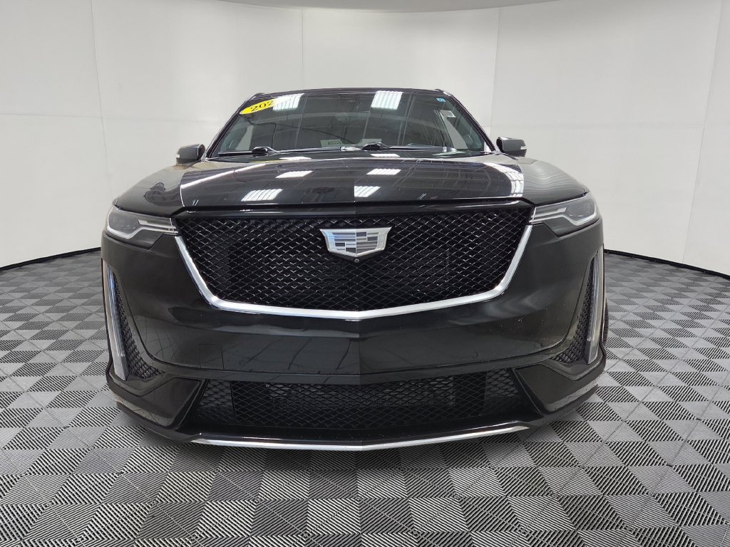 Used 2022 Cadillac XT6 Sport w/ Technology Package AWD/4WD image 5